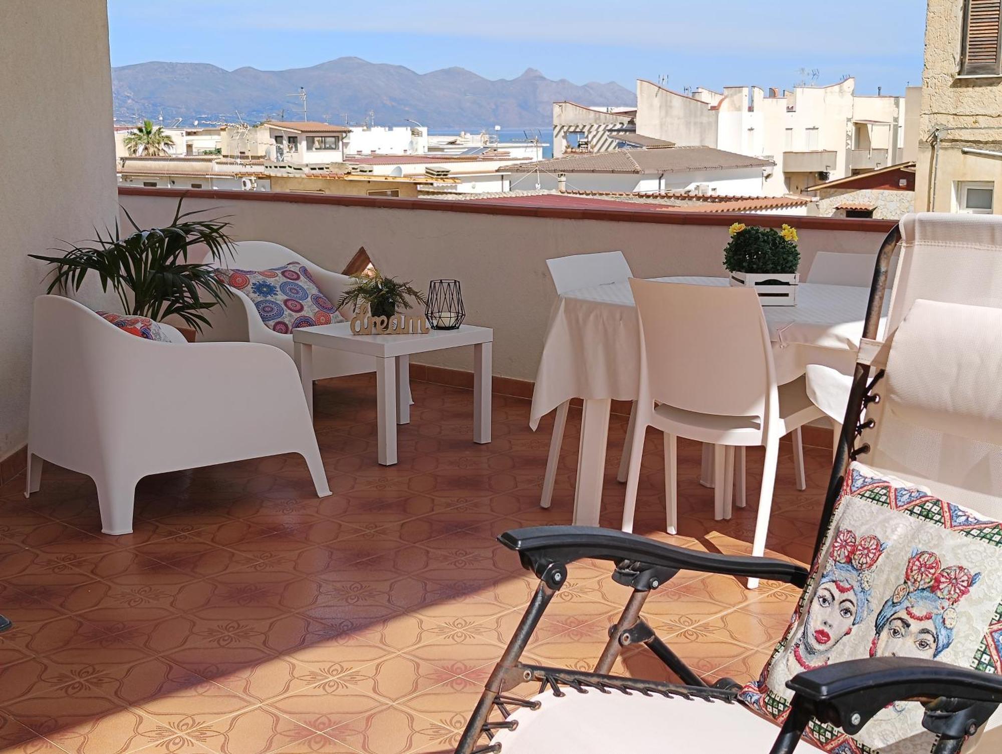 " Limoncello" Appartamento A 150 M Dal Mare ! Perfetto Per Famiglie E Coppie Alcamo Exterior foto